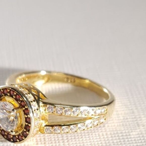 Simulated Diamond CZ & Red CZ Halo Ring SIZE 5-1/4 - Picture 6 of 10